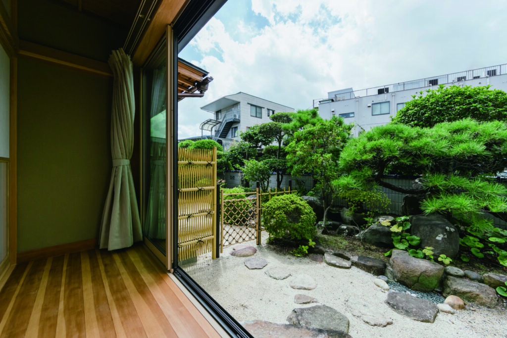 早川木材 庭