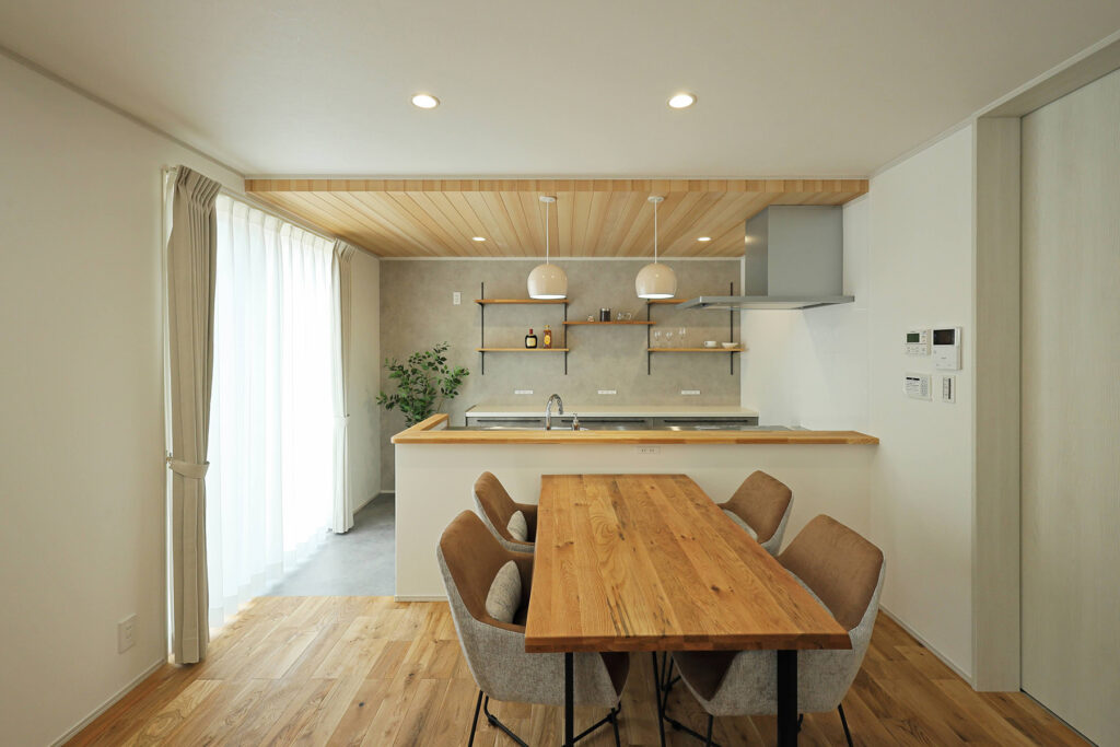 木の城いちばん リビング