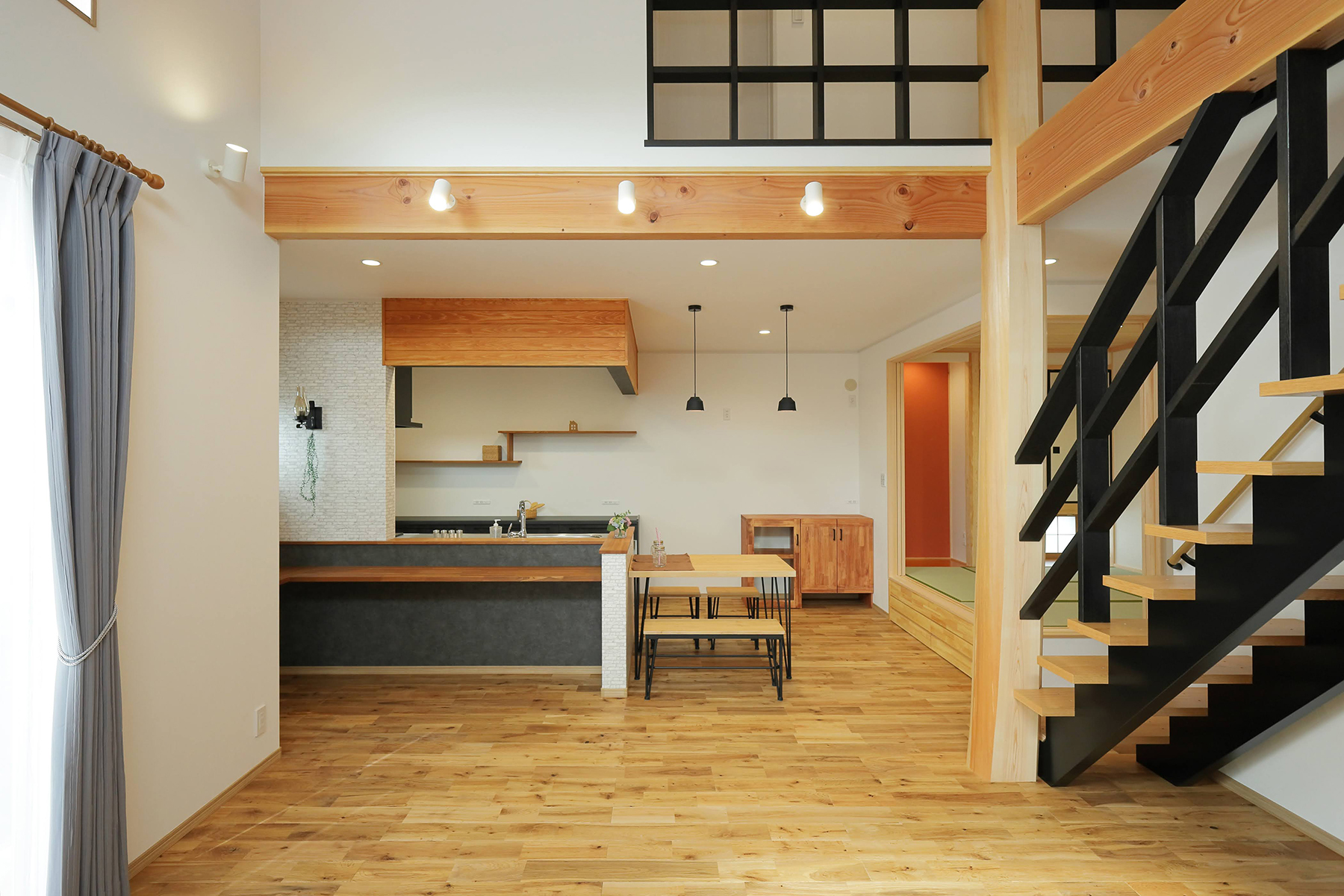 木の城いちばん リビング