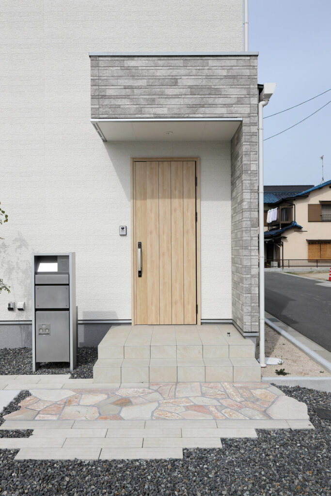 木の城いちばん 玄関