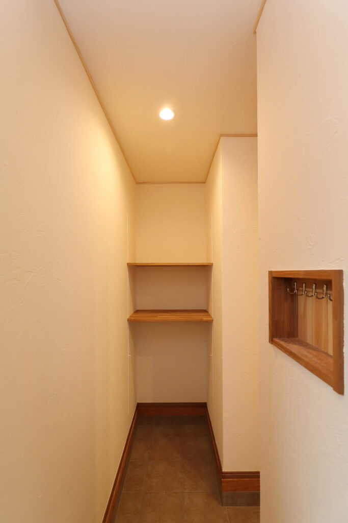 木の城いちばん 土間収納