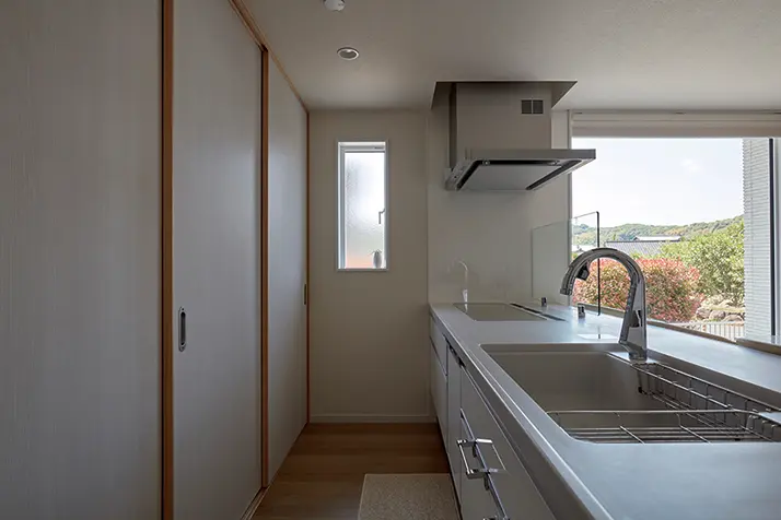 平屋キッチン（近藤建設興業）