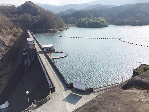 玉川湖