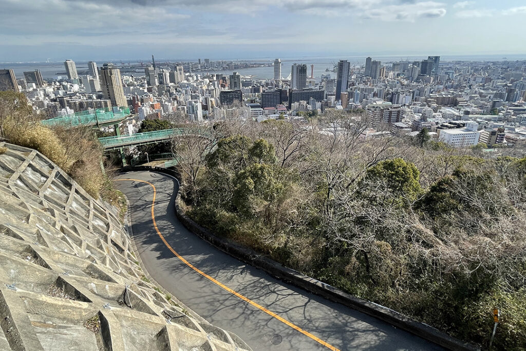 ドライブウエー途中の「諏訪山公園」にある「ビーナステラス」からの眺望。