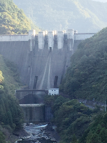 富郷ダム