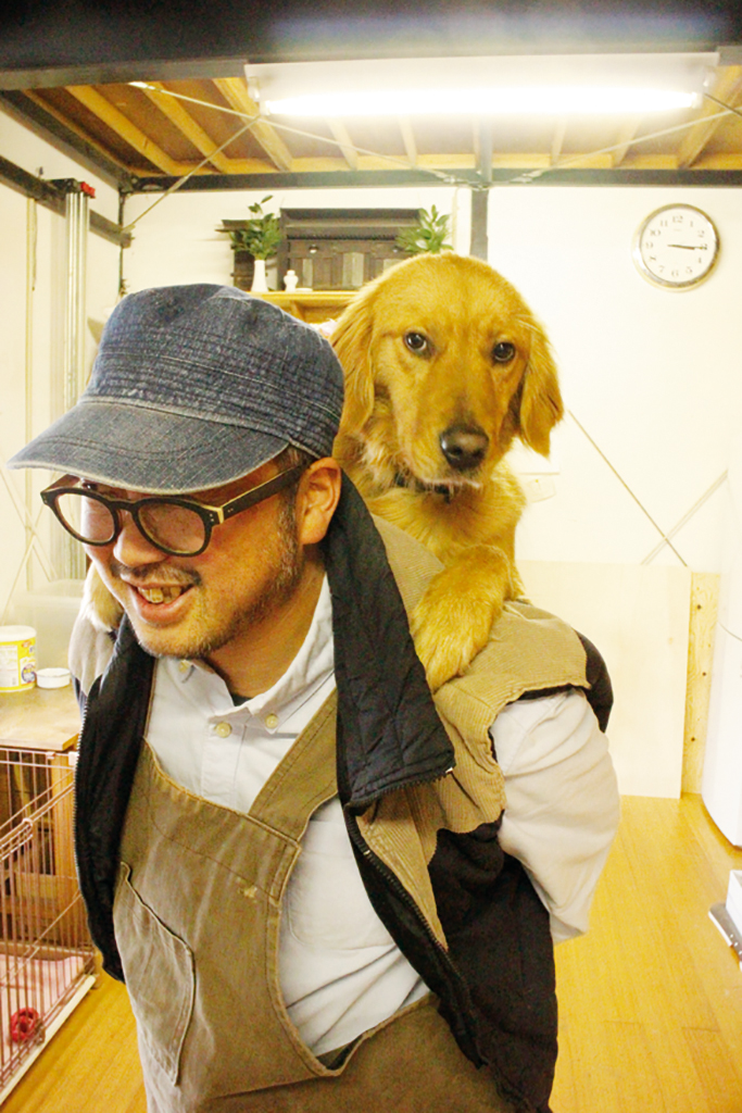 愛犬のもちこと平口さん