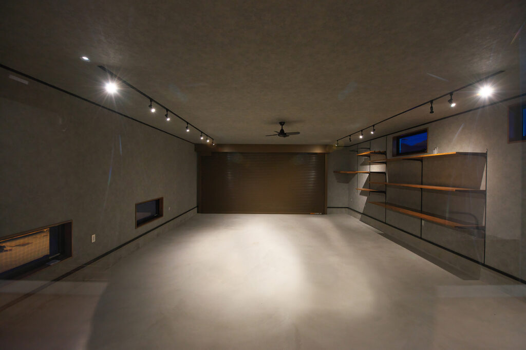 望月工務店 ガレージ