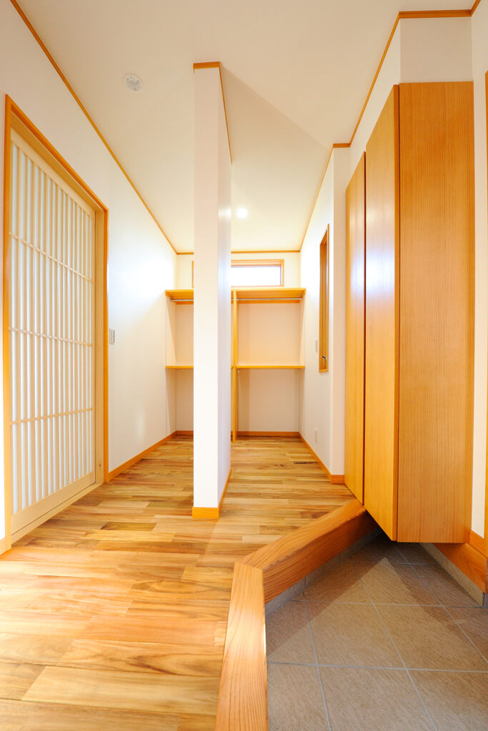 望月工務店　玄関