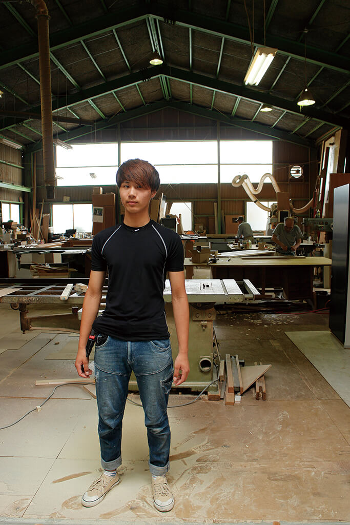 建具職人に学ぶ伊藤優玖さん