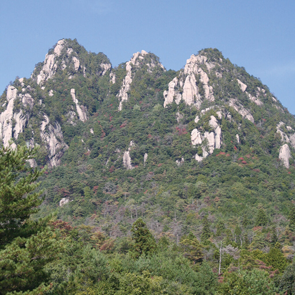 三倉岳