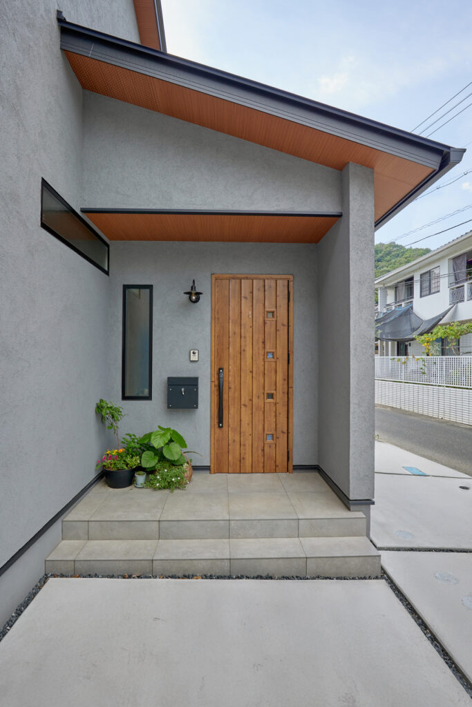 ユーセイ建設 玄関