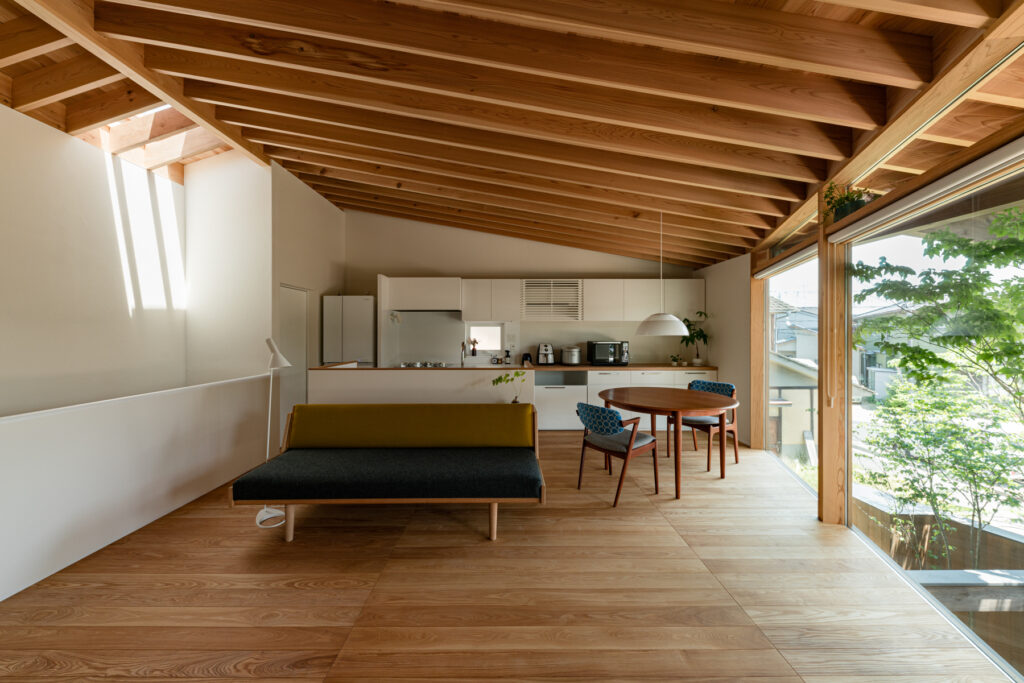 テトラワークス リビング