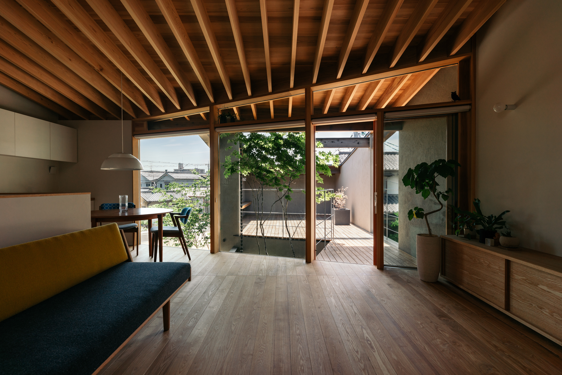 テトラワークス リビング