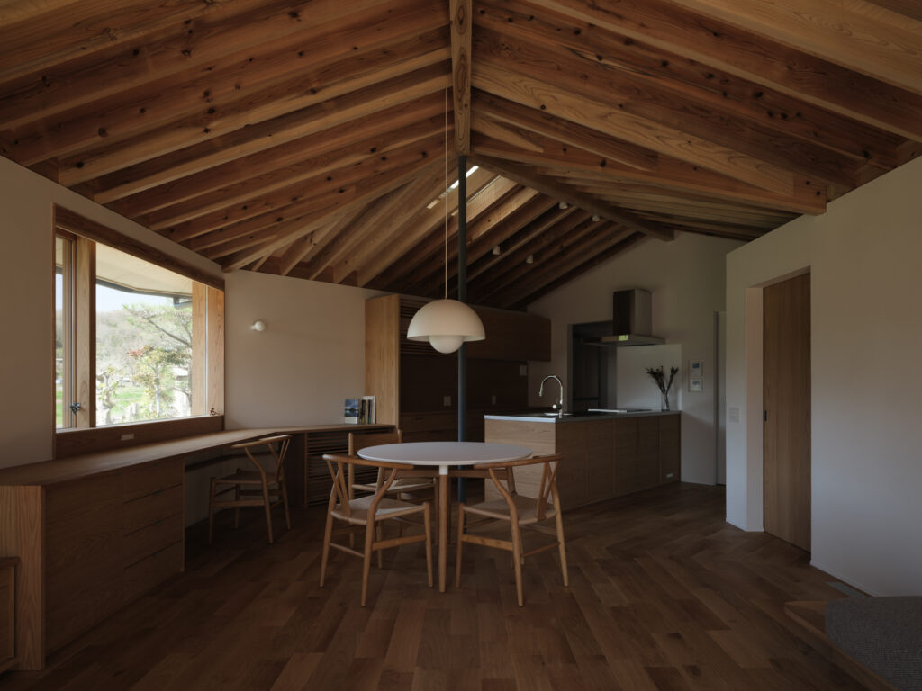 テトラワークス リビング