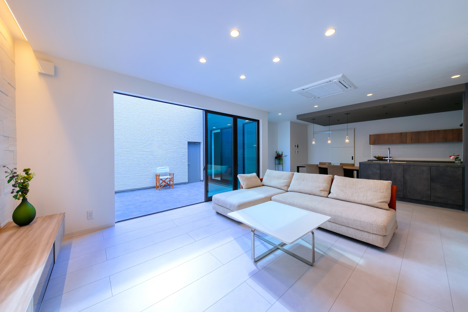 コムハウジング リビング