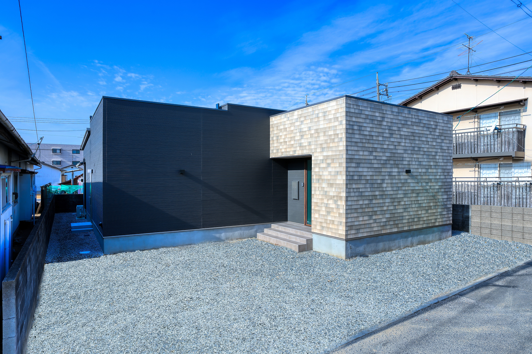 コムハウジング 外観