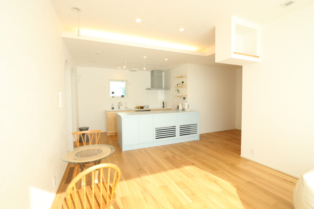 アルディ リビング