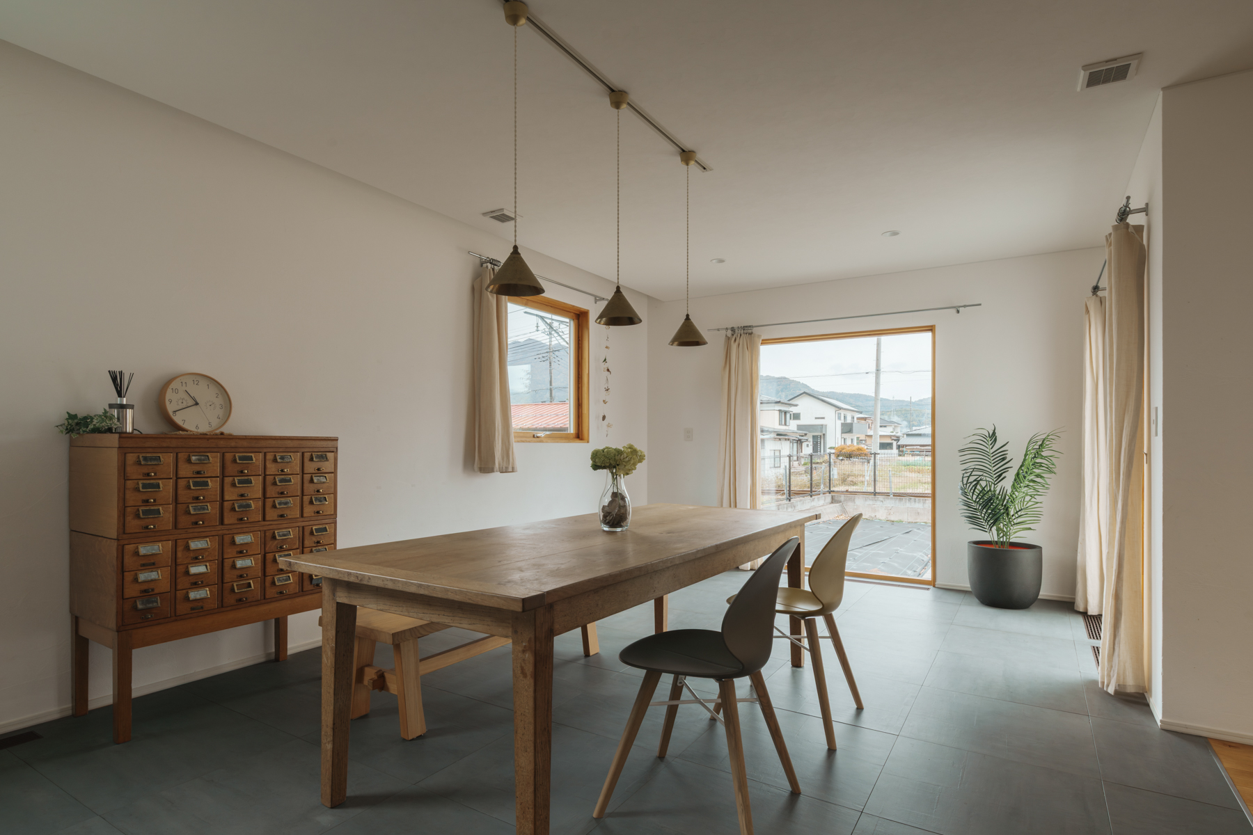 アルディ リビング