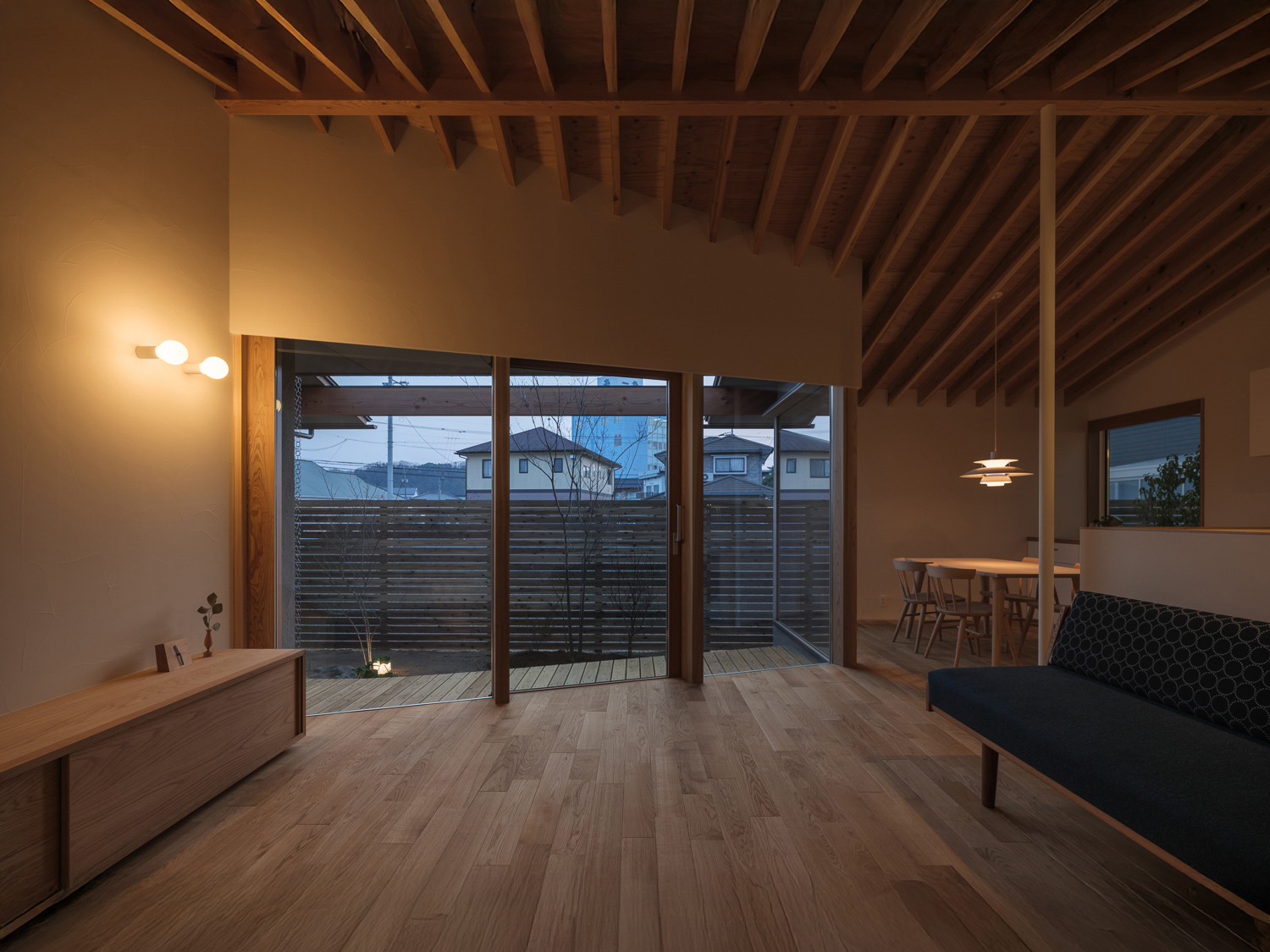 テトラワークス リビング