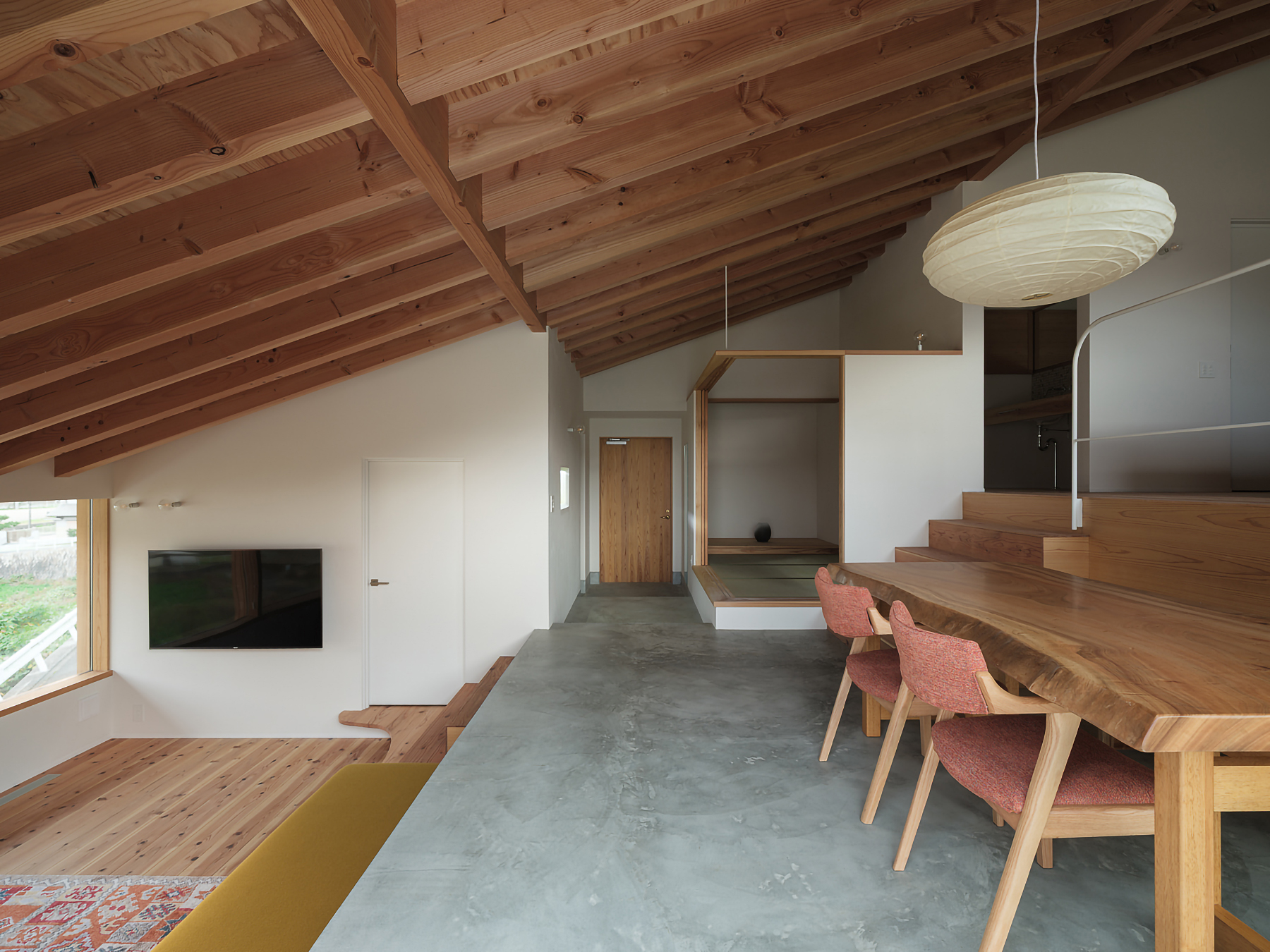 テトラワークス リビング