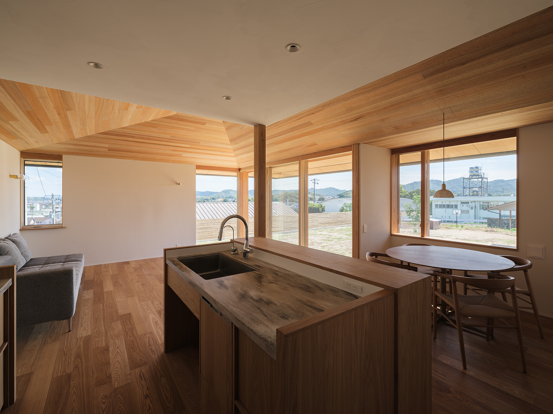 テトラワークス リビング