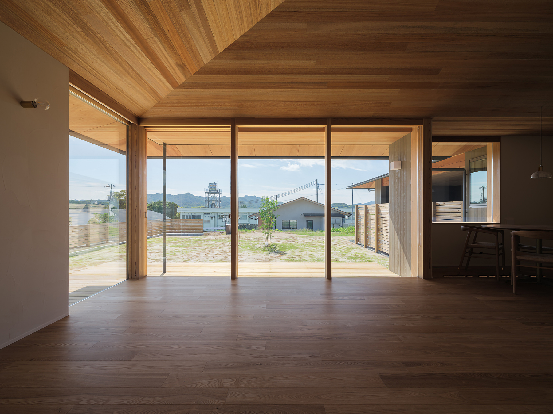 テトラワークス リビング