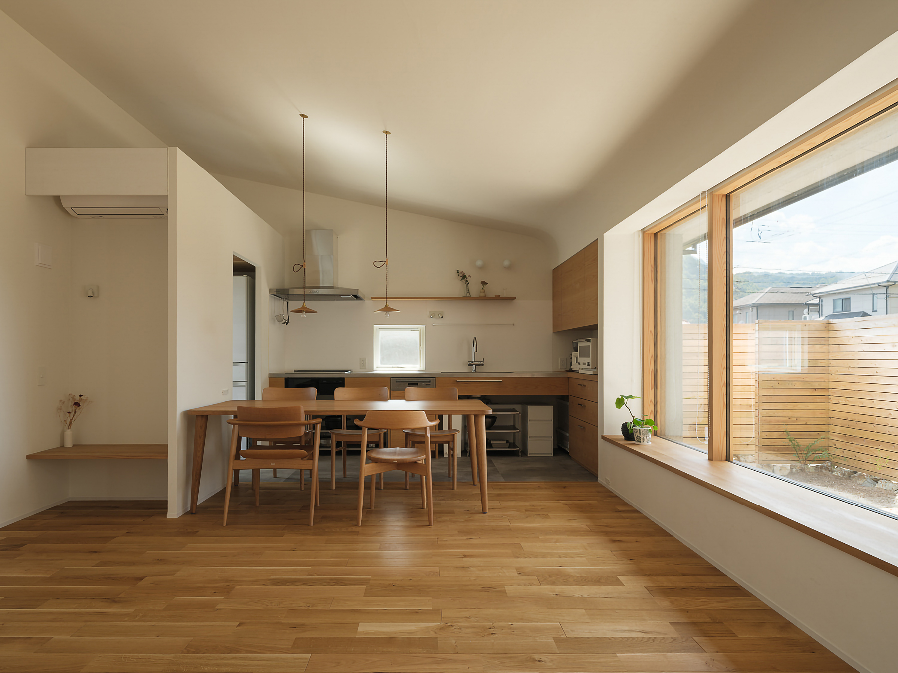 テトラワークス リビング