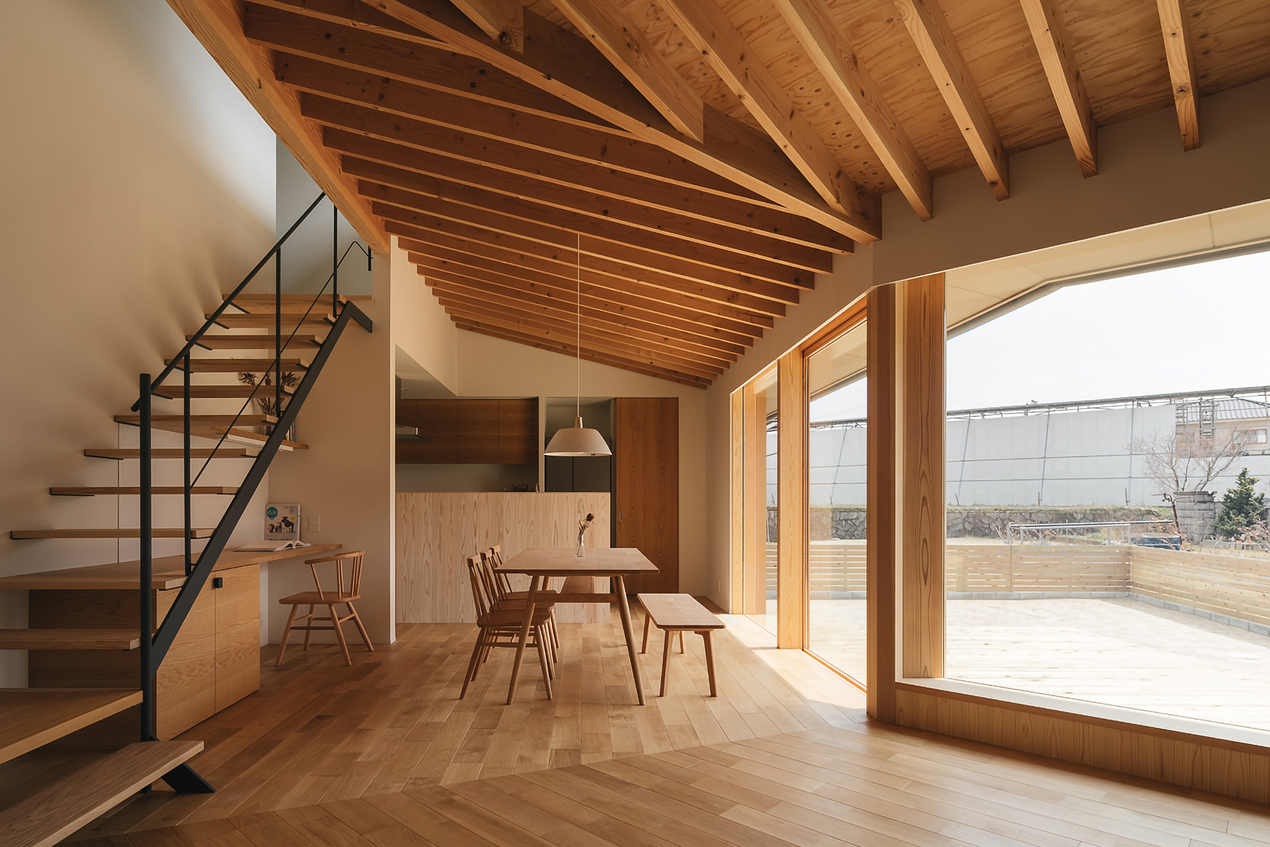 テトラワークス リビング