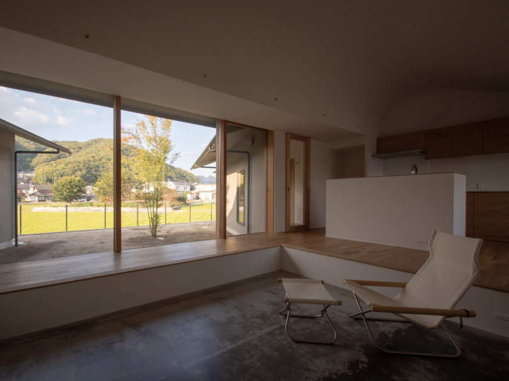 テトラワークス リビング