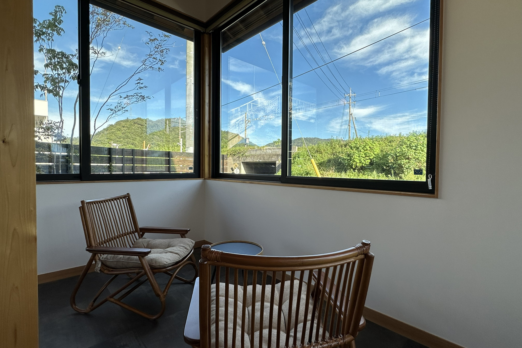 有本建設 リビング