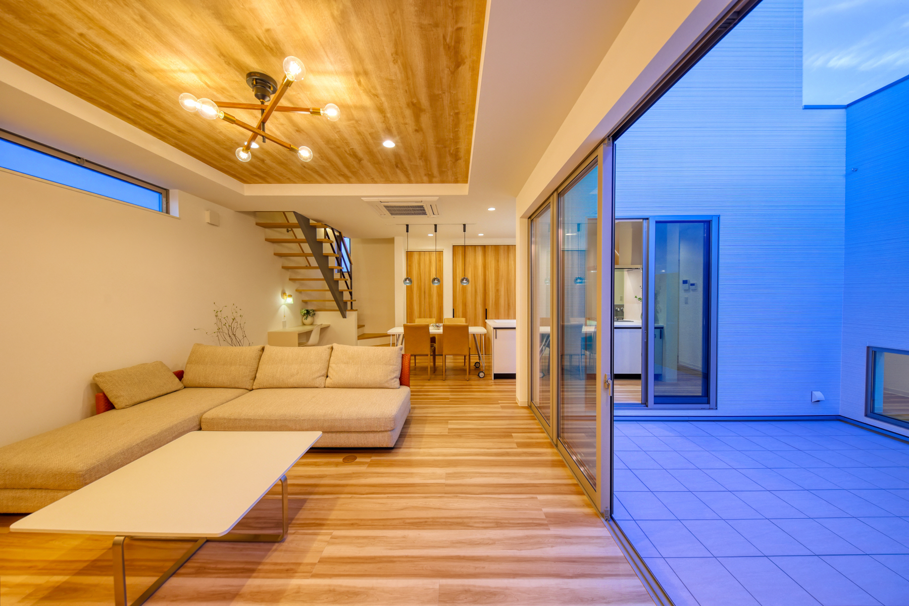 コムハウジング リビング