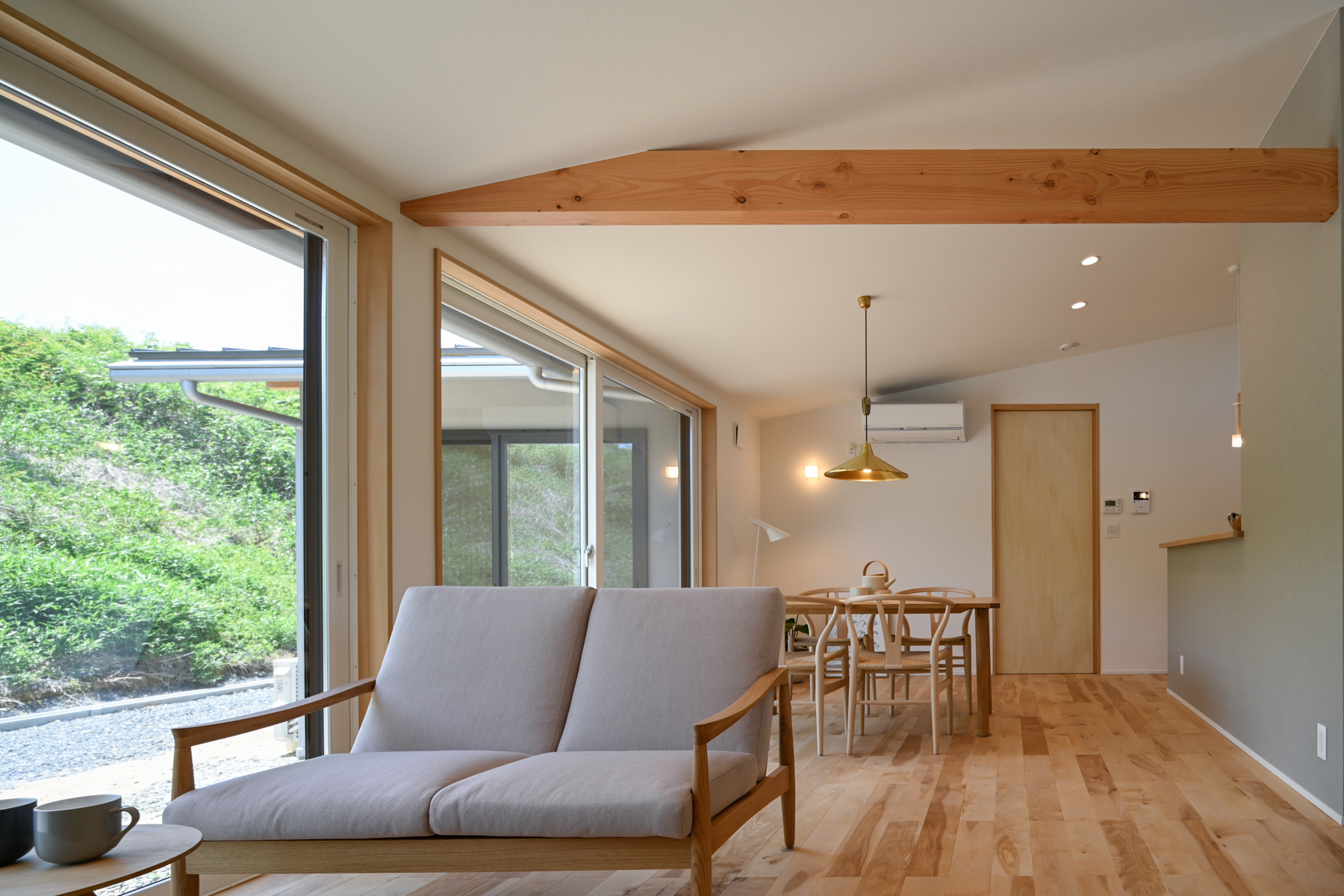 有本建設 リビング