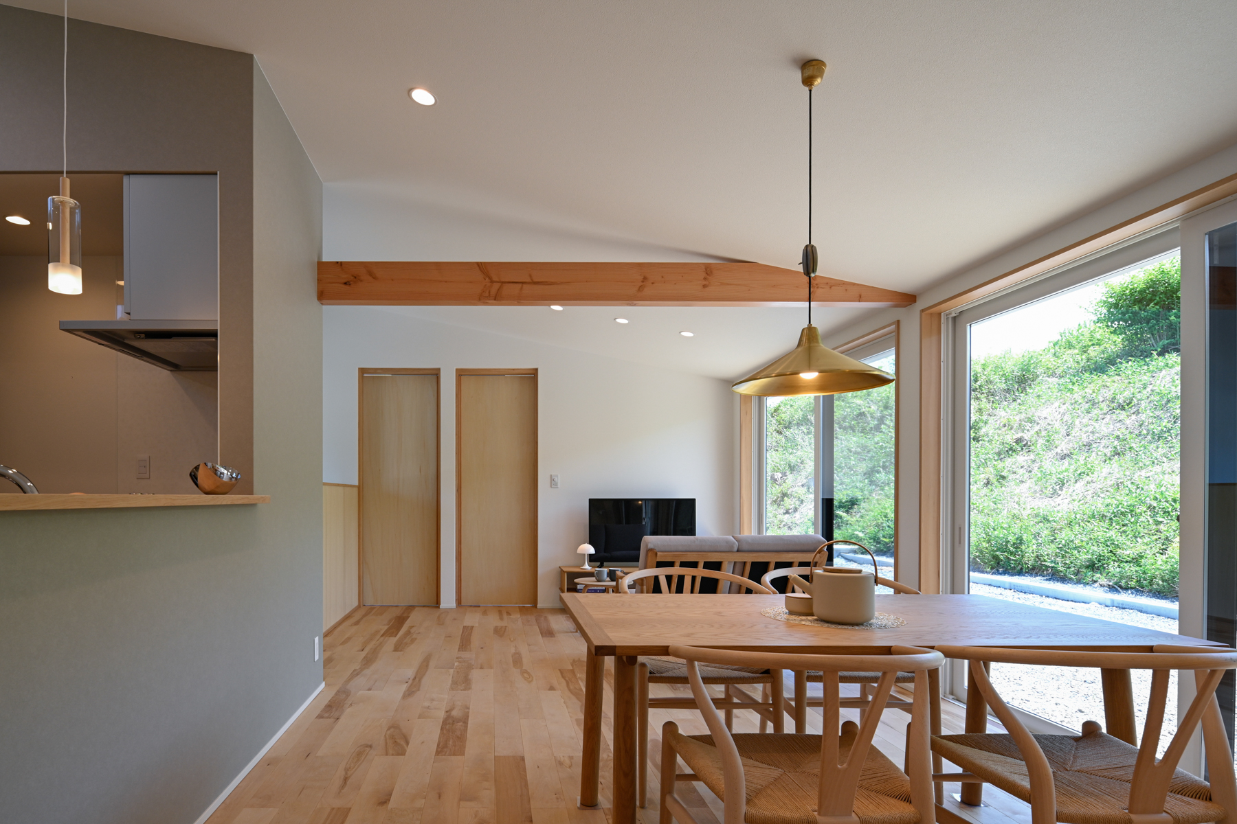 有本建設 リビング