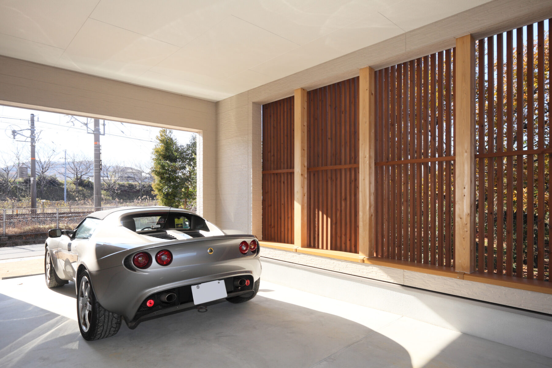 近藤建設興業 ガレージ