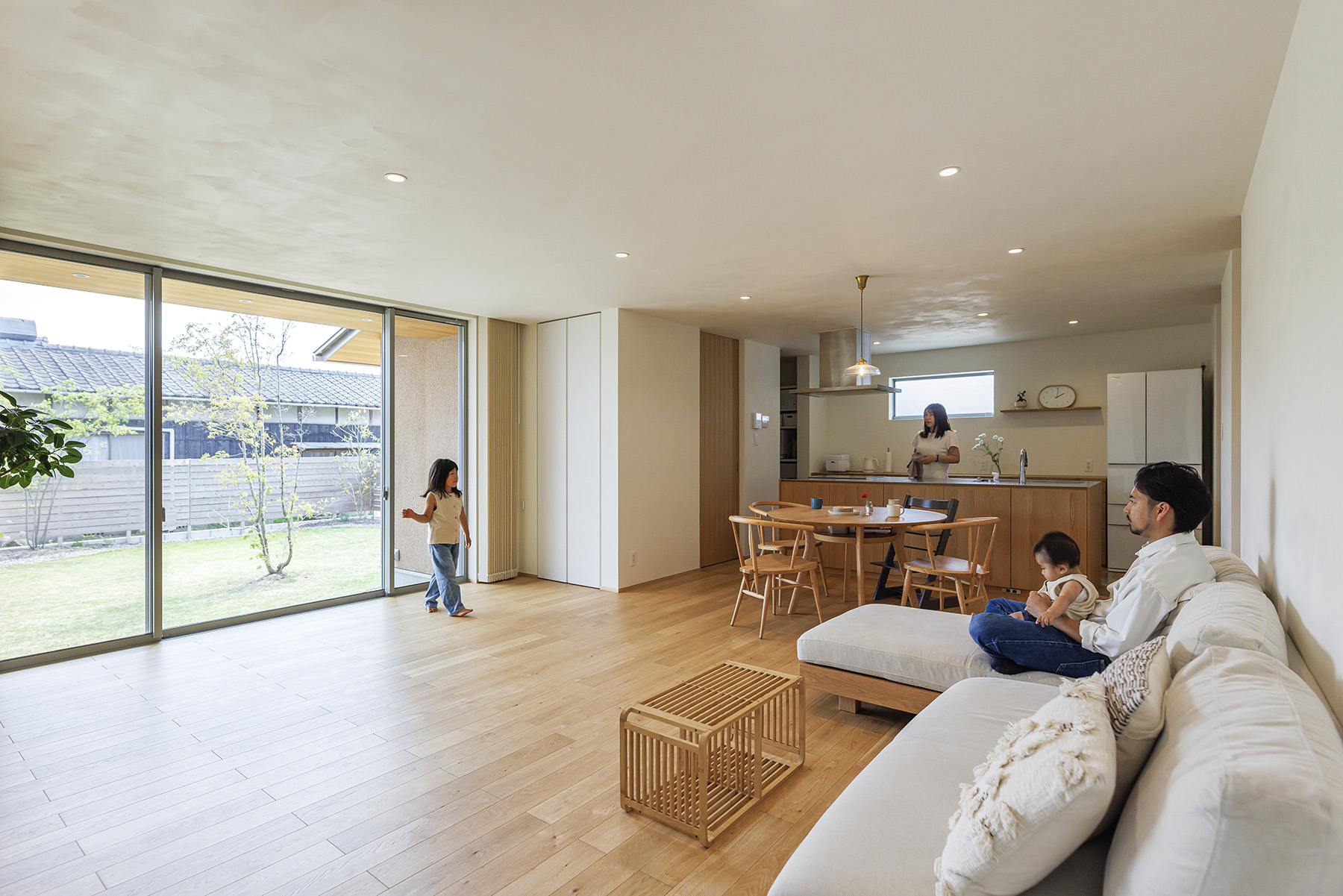 小川建美 リビング