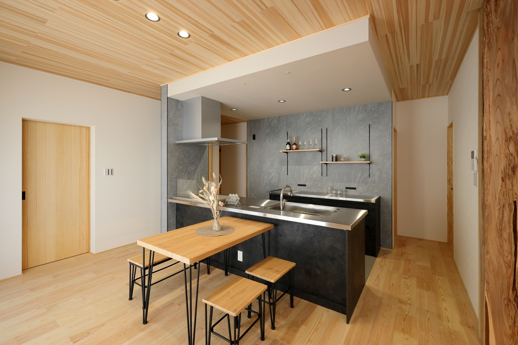 木の城いちばん リビング