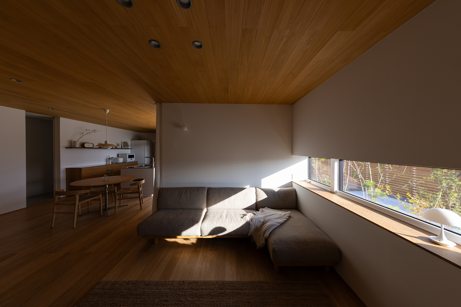 ロータリーハウス リビング