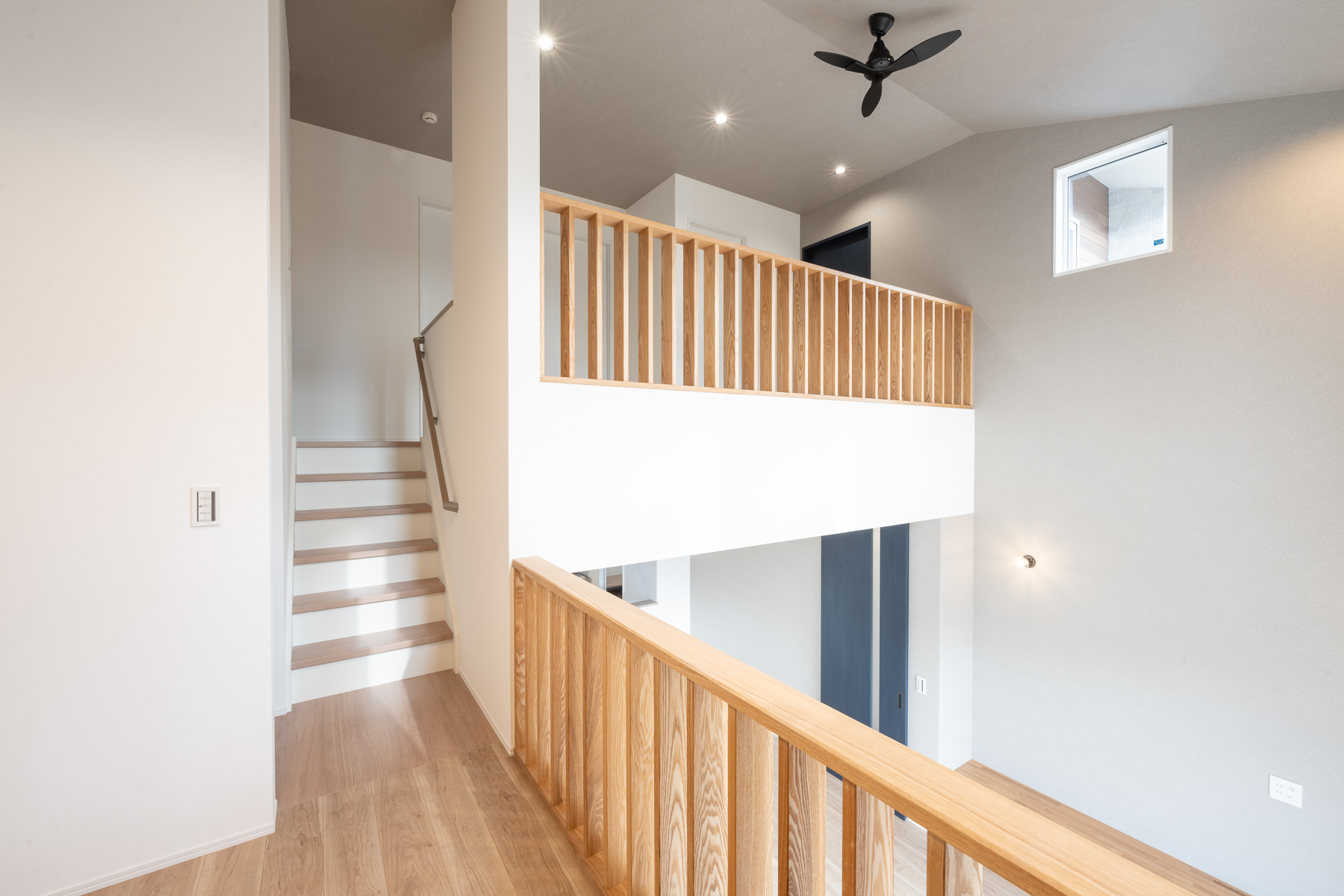 トヨシマホーム 吹き抜け